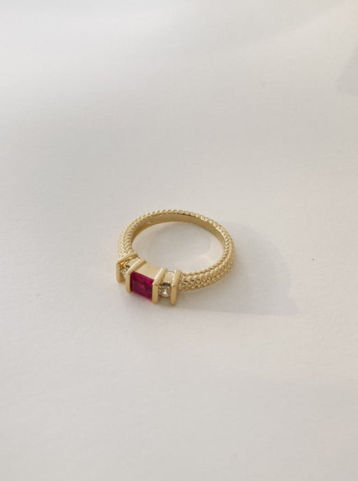 Ring Yuj Fuschia